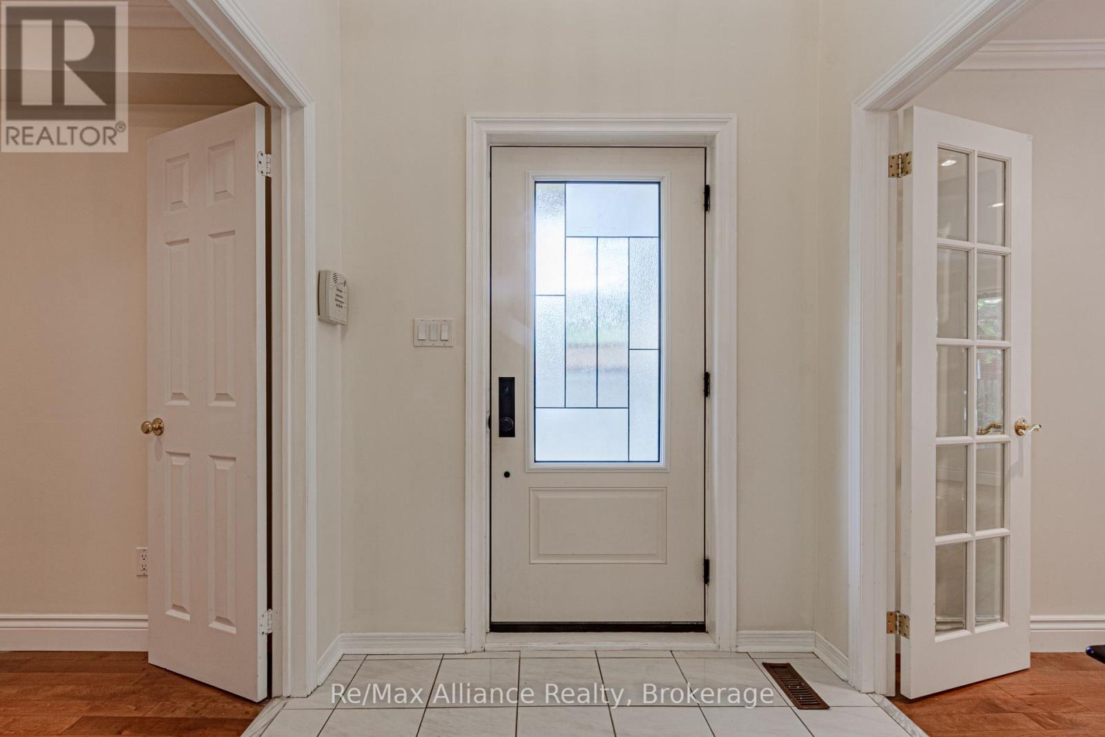 6 - 2006 Glenada Crescent, Oakville, Ontario  L6H 5R9 - Photo 5 - W13468772