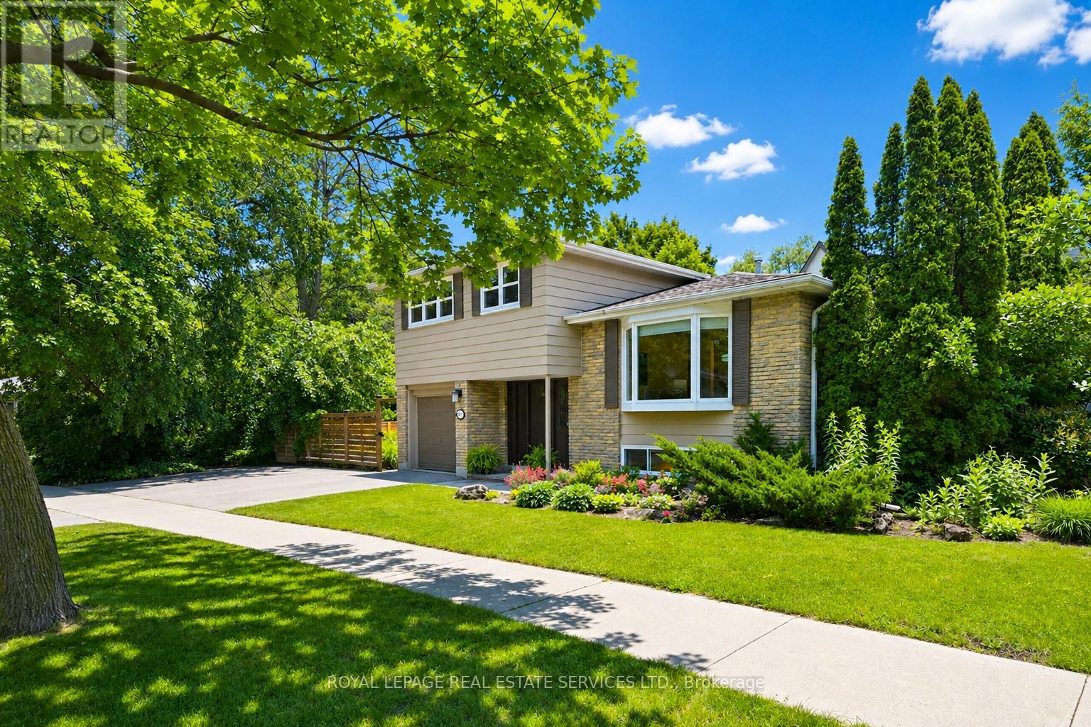 476 MAPLE AVENUE, Oakville, Ontario