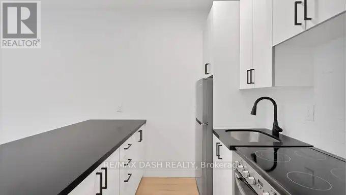 101 - 7 Thorburn Avenue, Toronto, Ontario  M6K 1C4 - Photo 16 - W13468436