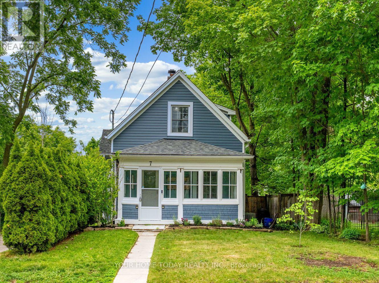 7 ALBERT STREET, Halton Hills, Ontario