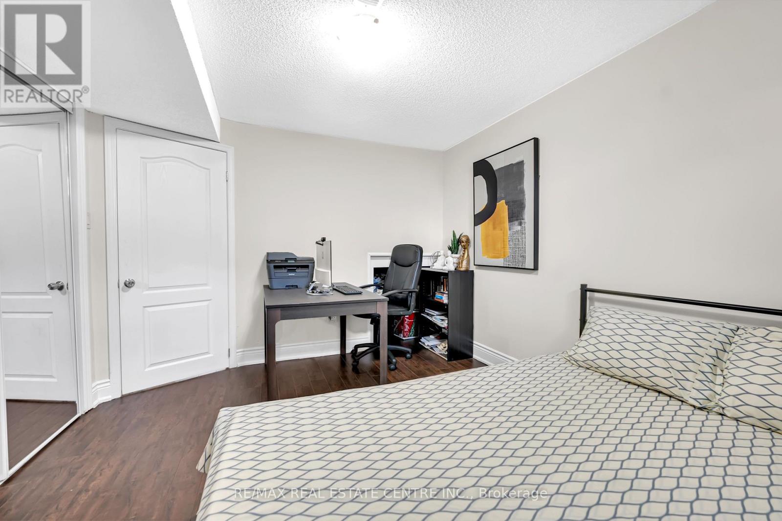76 Saint Dennis Road, Brampton, Ontario L6R 3Z2 - Photo 38 - W13468448