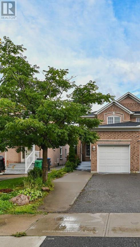 46 Weather Vane Lane, Brampton, Ontario L6X 4R5 - Photo 2 - W13468474