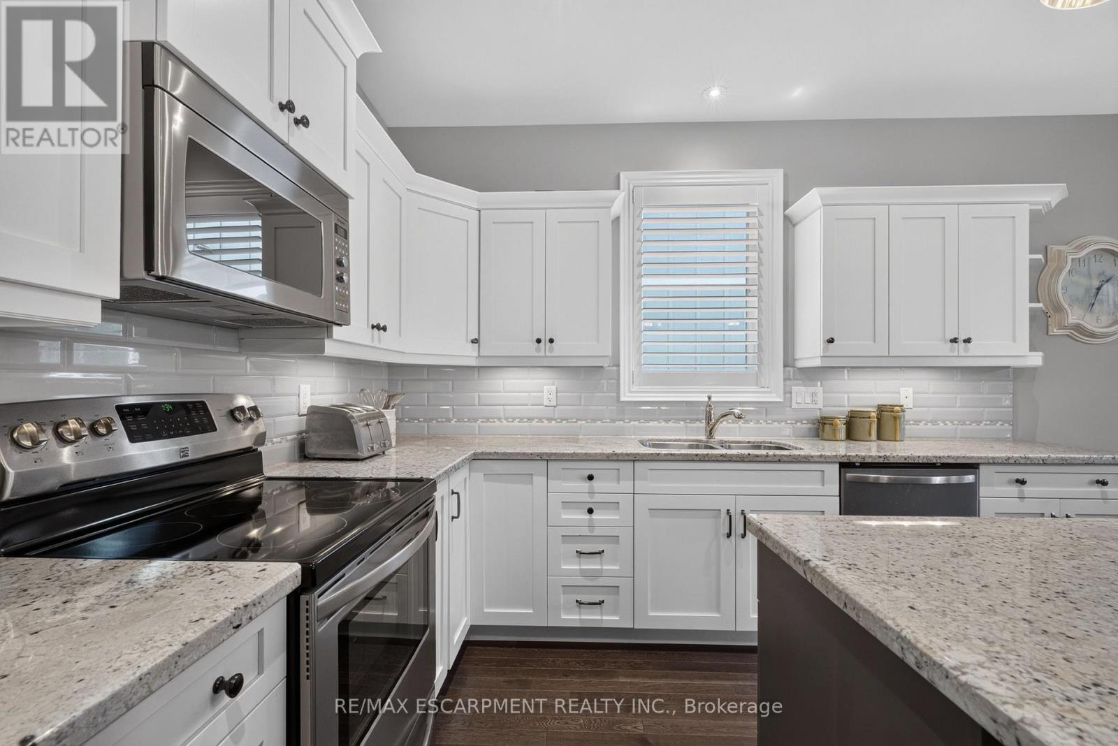 17 Diana Drive, Niagara-On-The-Lake, Ontario L0S 1T0 - Photo 7 - X13468482