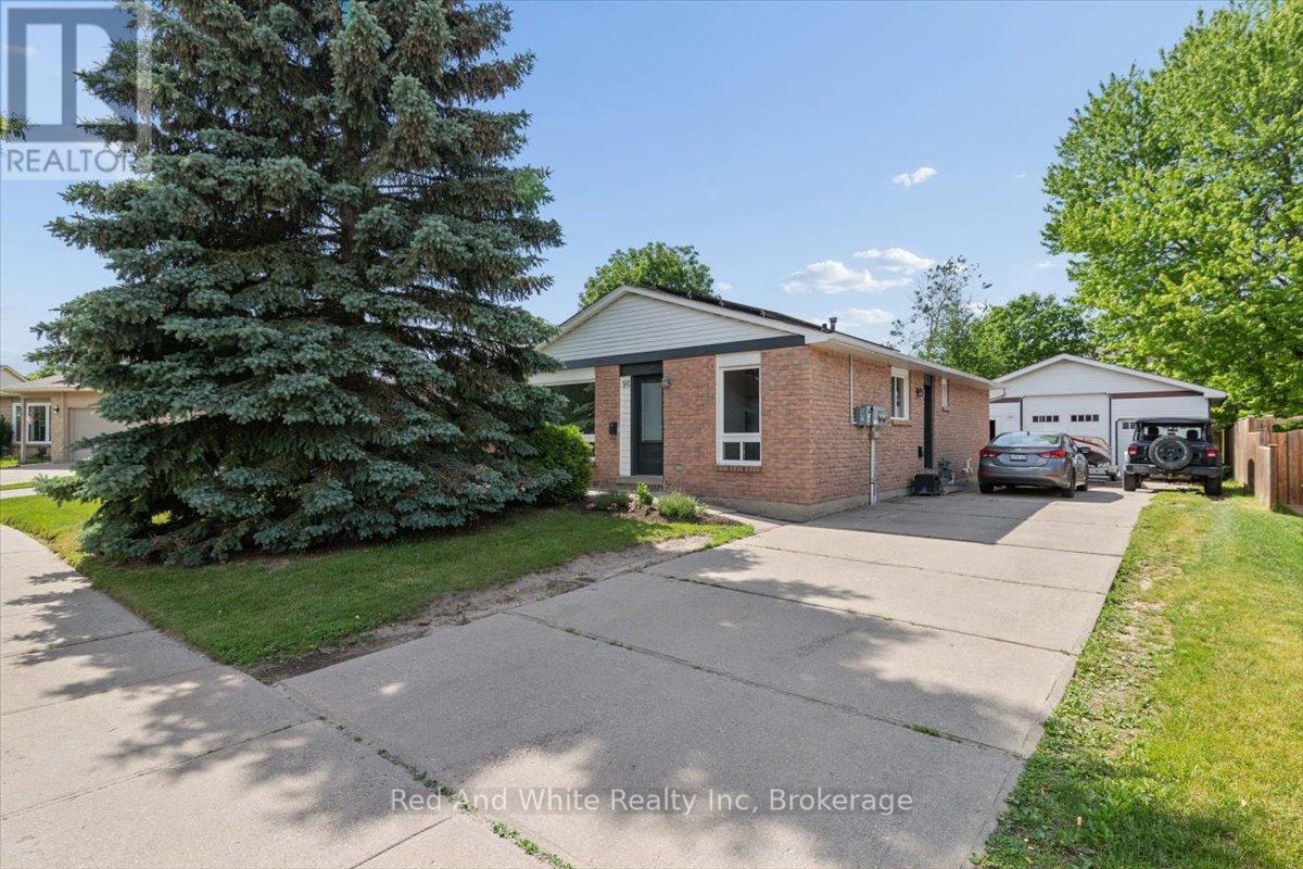 96 Pathfinder Crescent, Kitchener, Ontario  N2P 1S6 - Photo 31 - X12991064