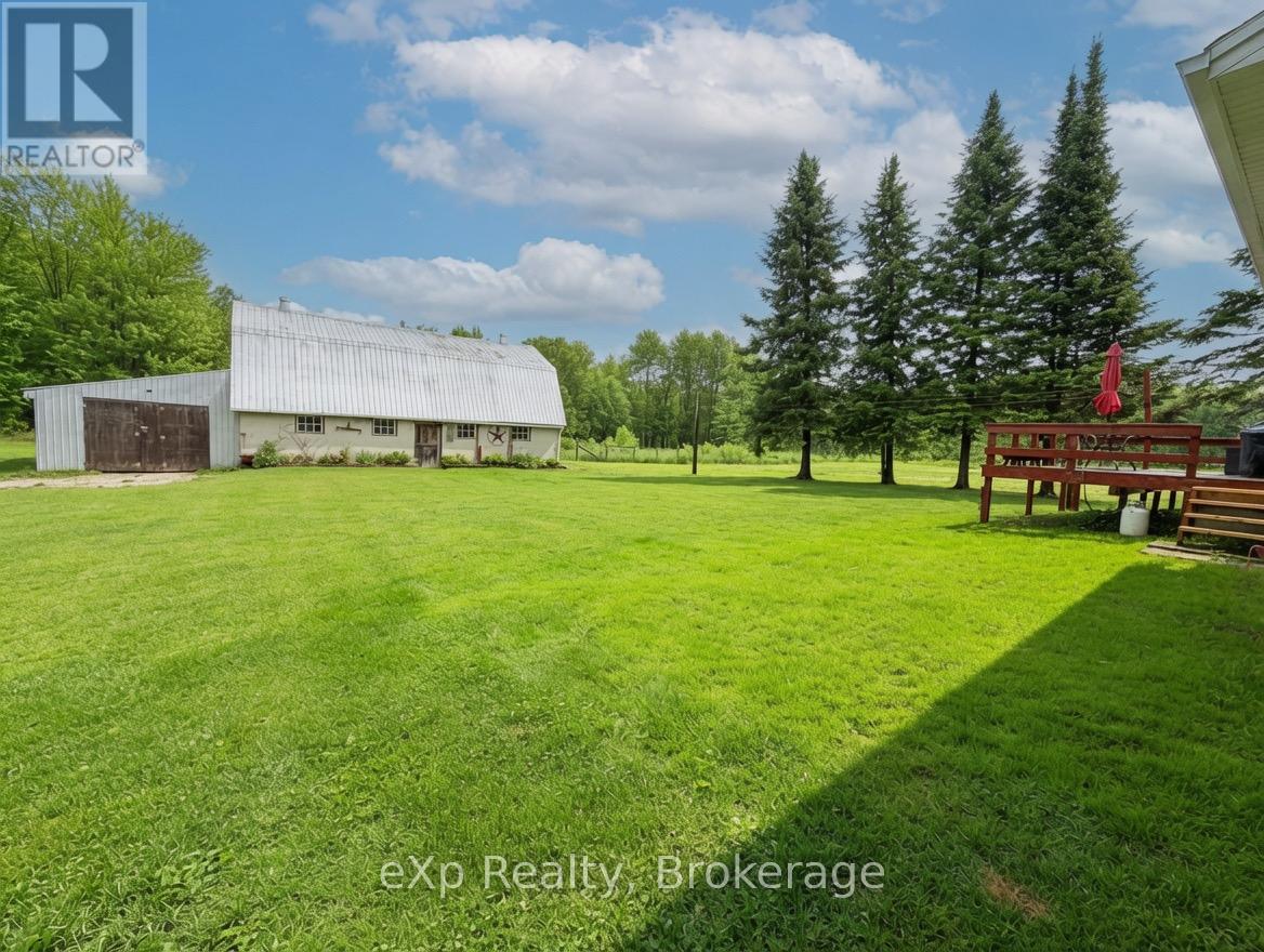 255351 Concession 1 Road, Chatsworth, Ontario  N0H 2V0 - Photo 2 - X13468604