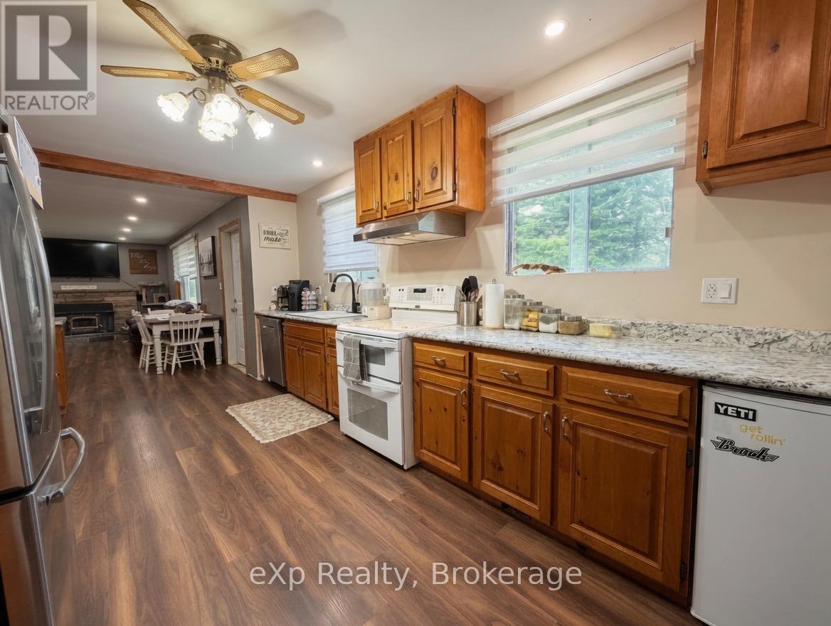 255351 Concession 1 Road, Chatsworth, Ontario  N0H 2V0 - Photo 5 - X13468604