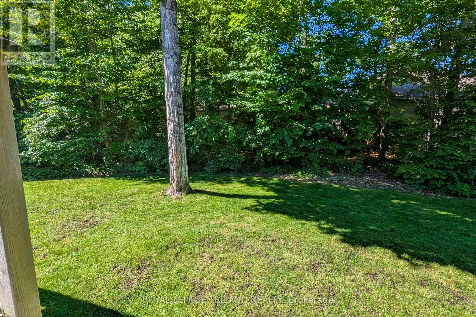 19 Erin Place, Lambton Shores, Ontario  N0M 1T0 - Photo 48 - X13468582