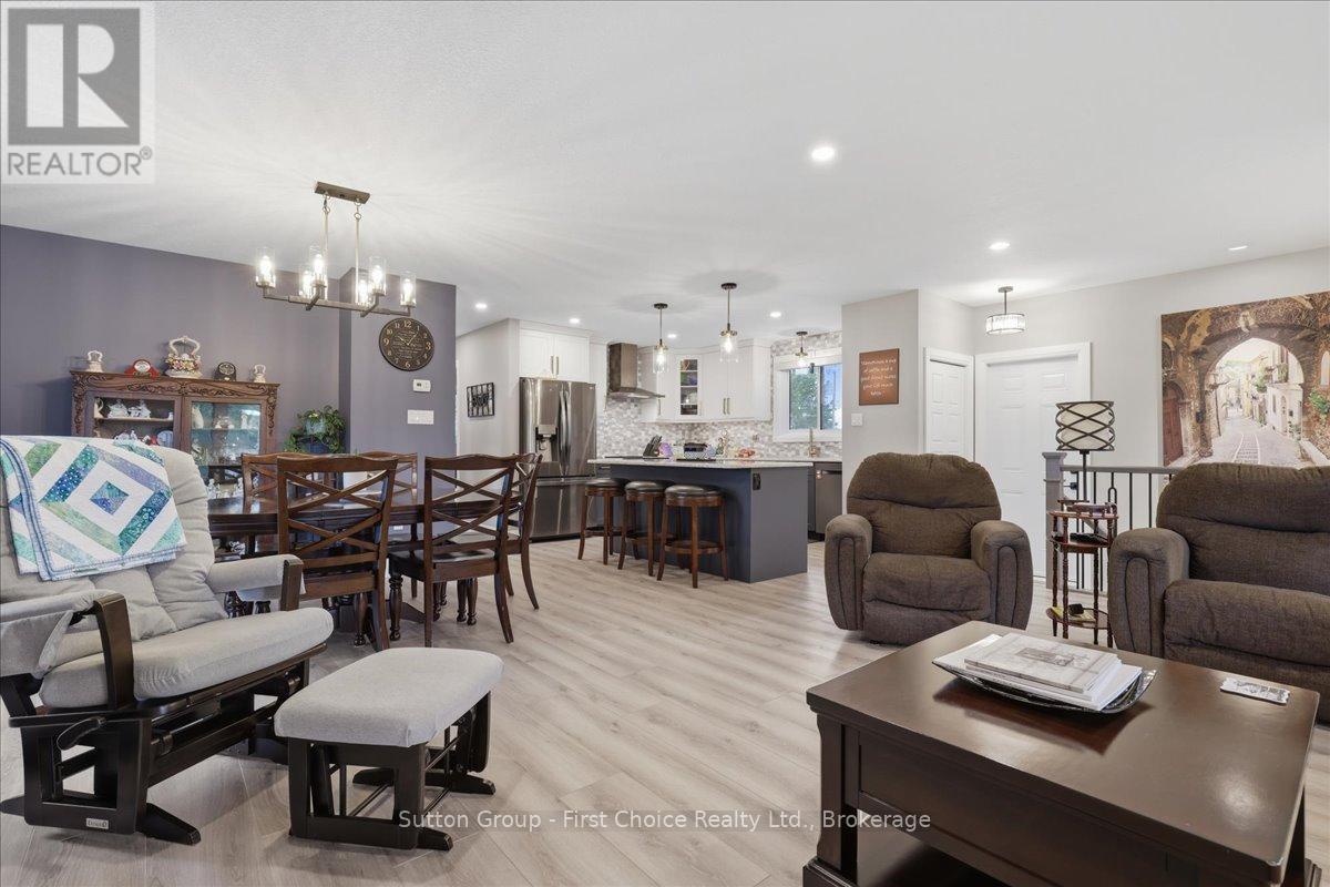 34 Dixon Road, Stratford, Ontario  N5A 6X8 - Photo 12 - X13468714