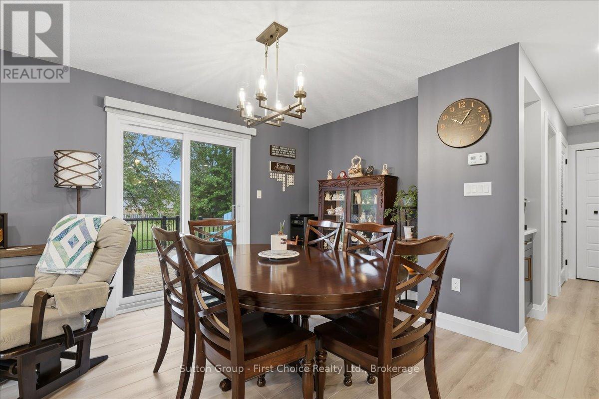 34 Dixon Road, Stratford, Ontario  N5A 6X8 - Photo 13 - X13468714