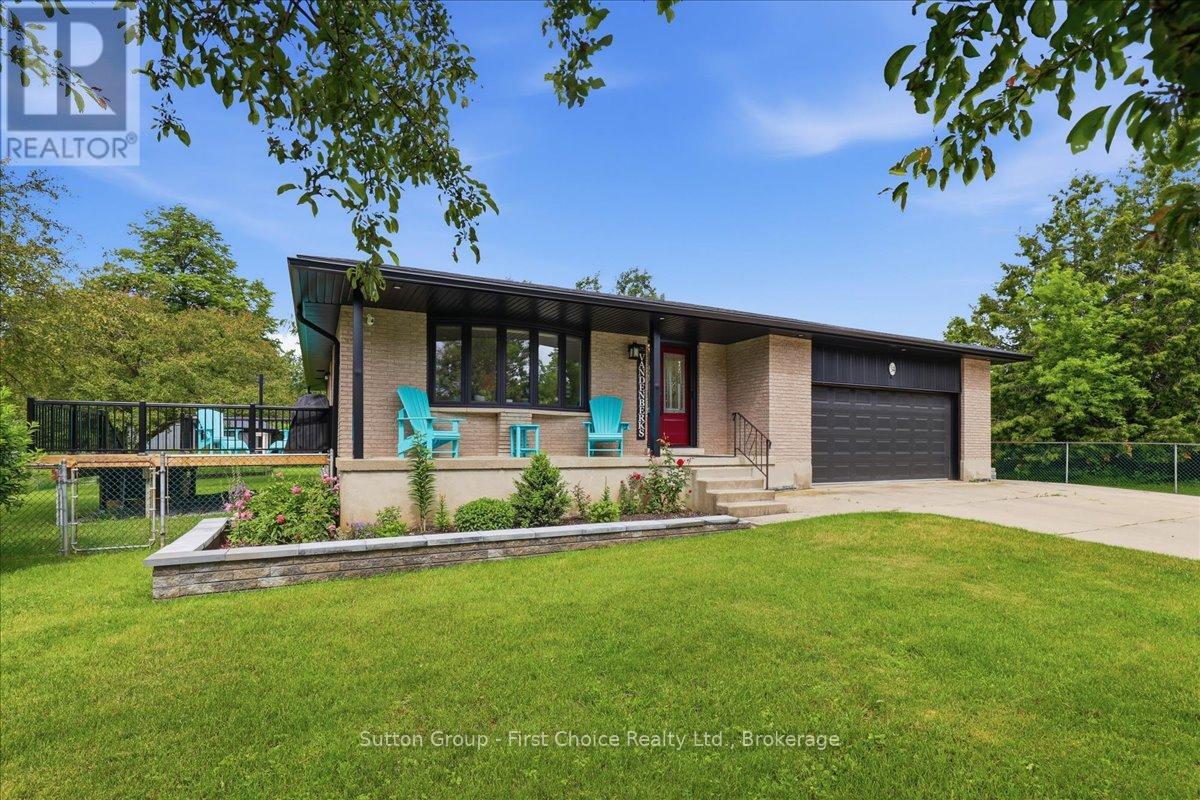 34 Dixon Road, Stratford, Ontario  N5A 6X8 - Photo 2 - X13468714