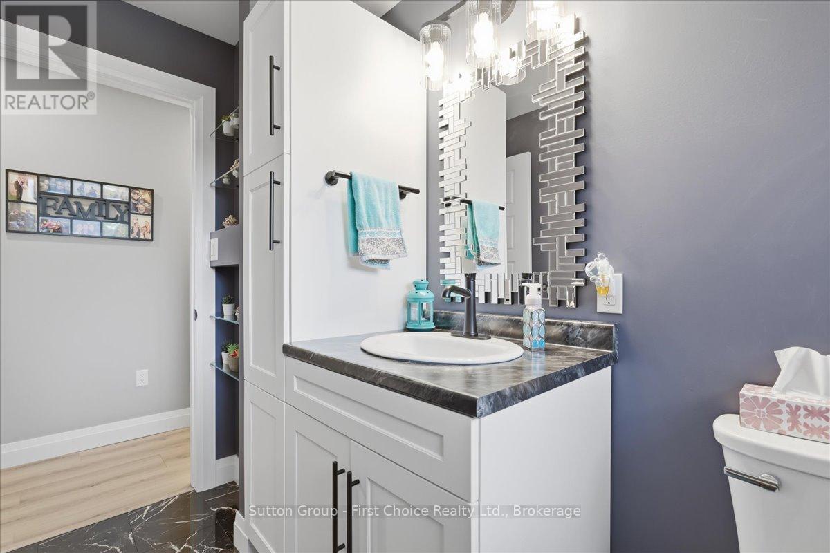 34 Dixon Road, Stratford, Ontario  N5A 6X8 - Photo 22 - X13468714