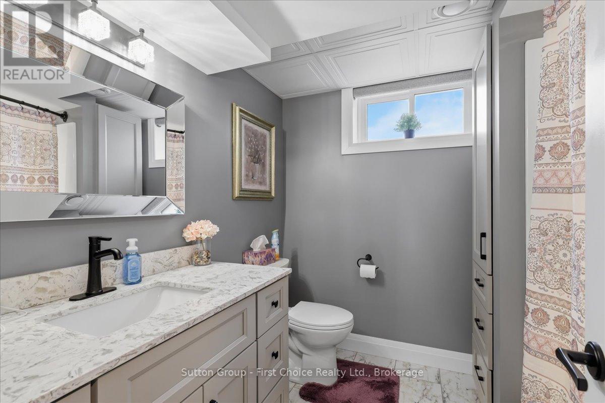 34 Dixon Road, Stratford, Ontario  N5A 6X8 - Photo 32 - X13468714