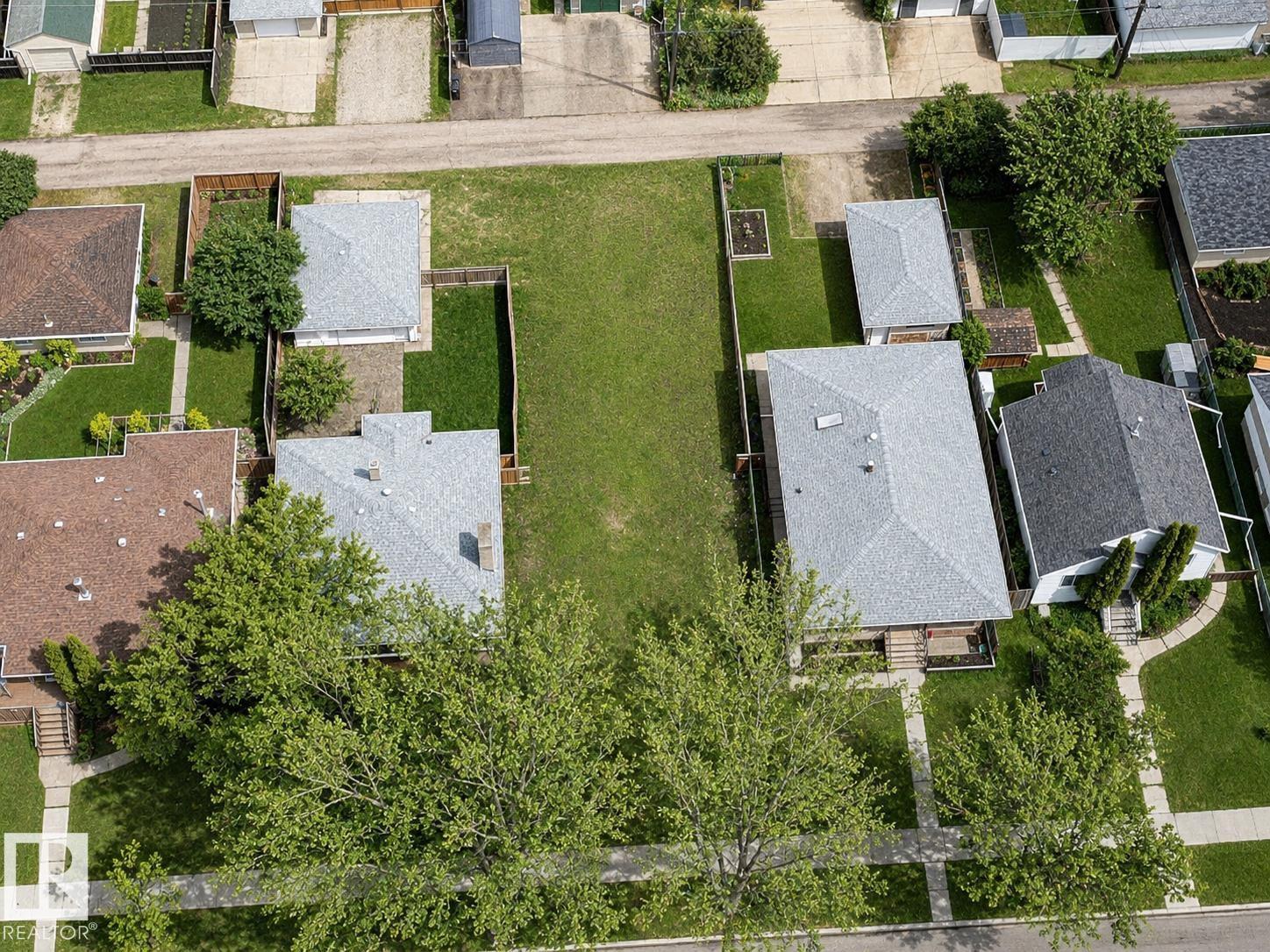 10415 84 ST NW, edmonton, Alberta