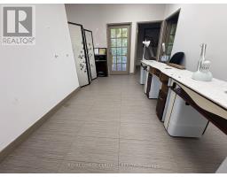 UNIT 4  PART B - 925 MAIN STREET E, Milton, Ontario