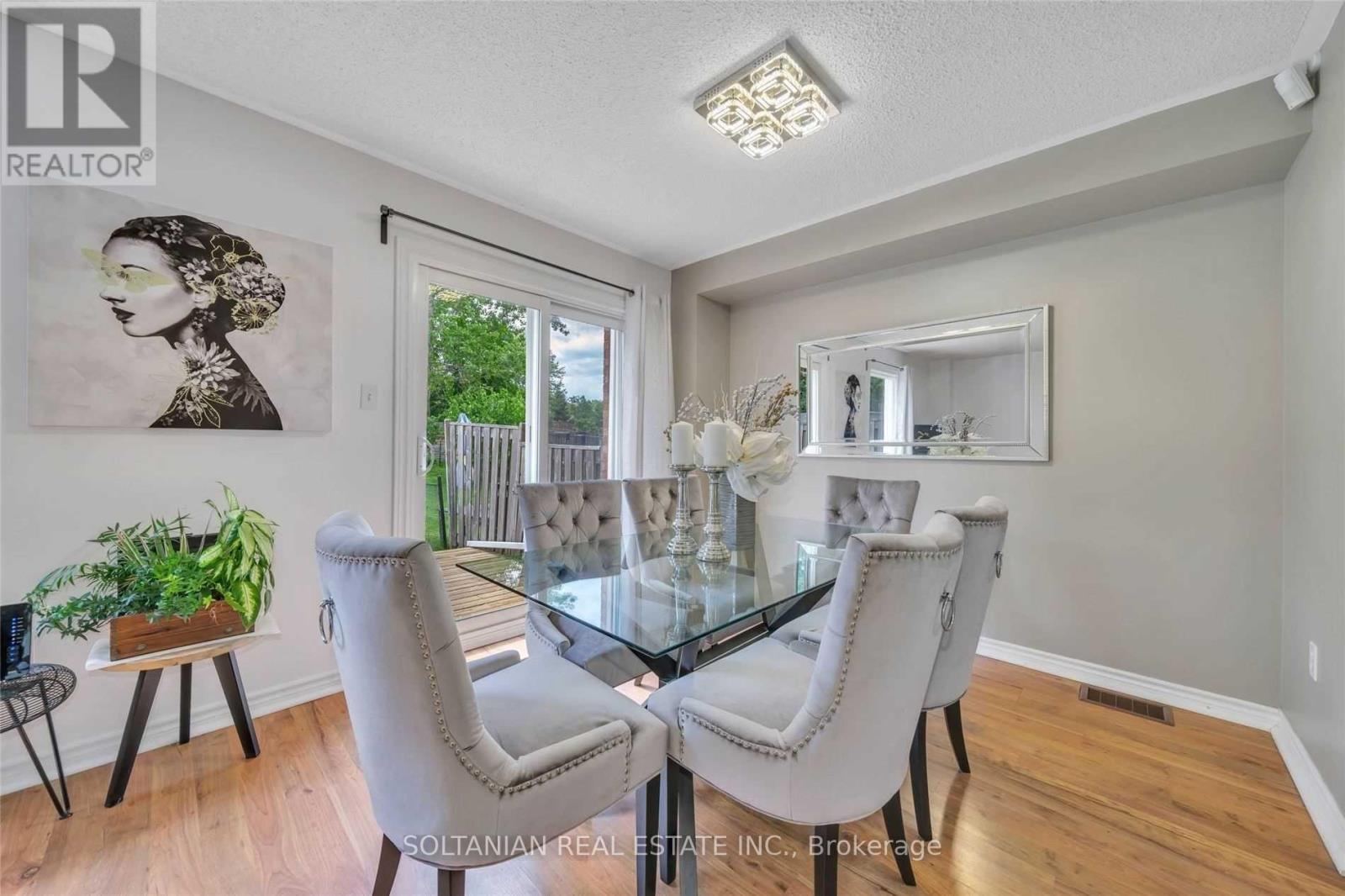 94 October Lane, Aurora, Ontario  L4G 6Z8 - Photo 6 - N13467782