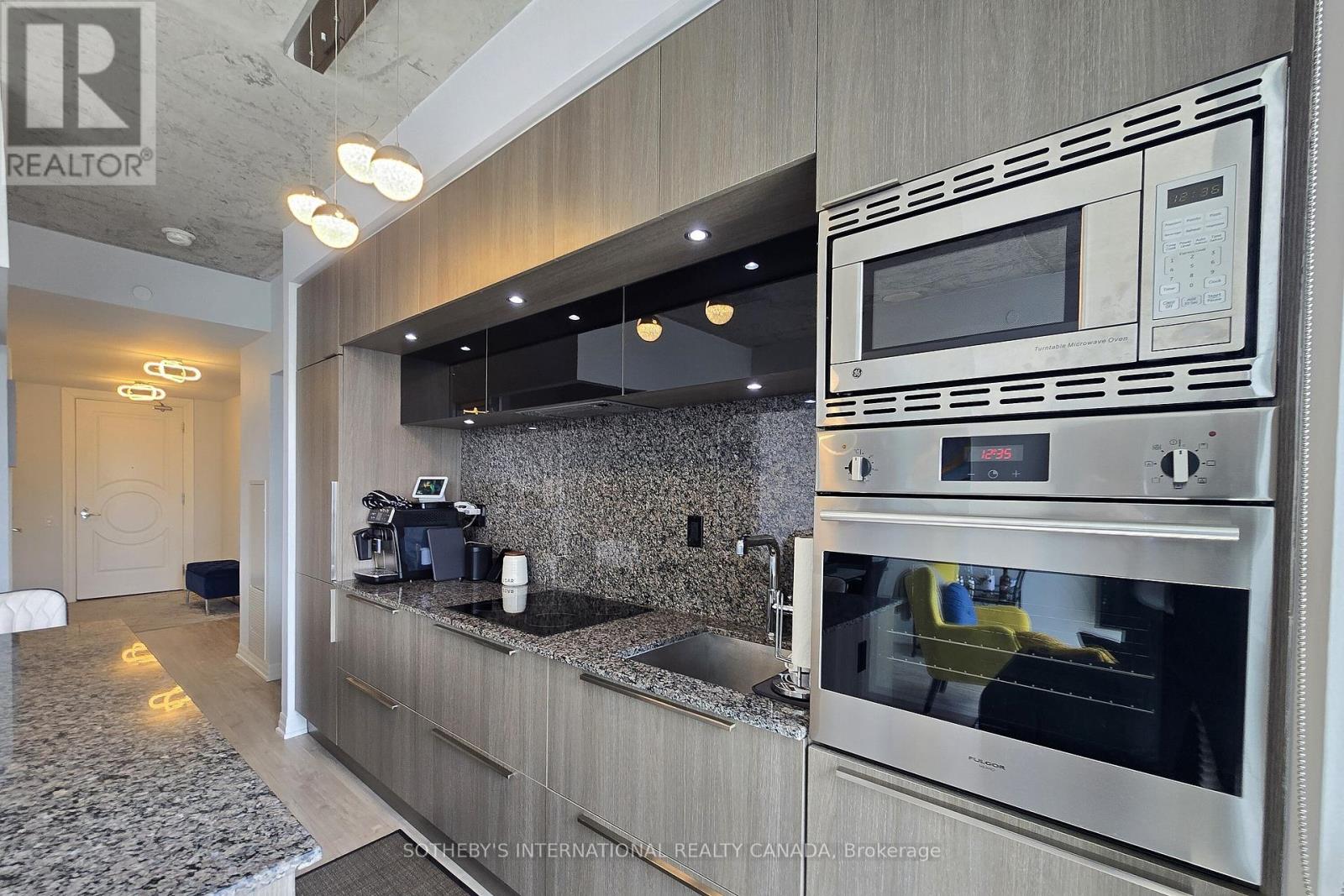 2507 - 88 Blue Jays Way, Toronto, Ontario  M5V 0L7 - Photo 12 - C13468572