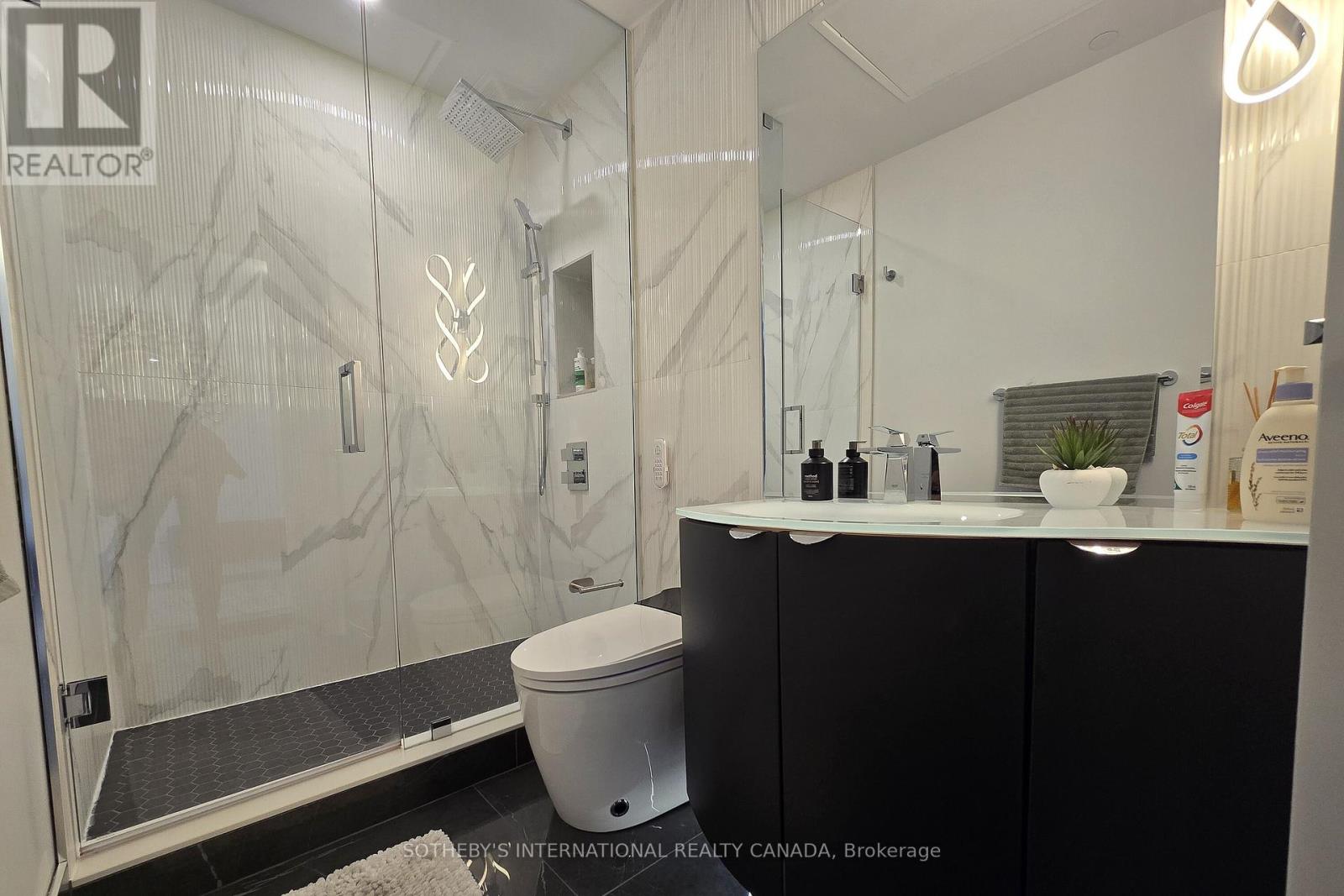 2507 - 88 Blue Jays Way, Toronto, Ontario  M5V 0L7 - Photo 21 - C13468572