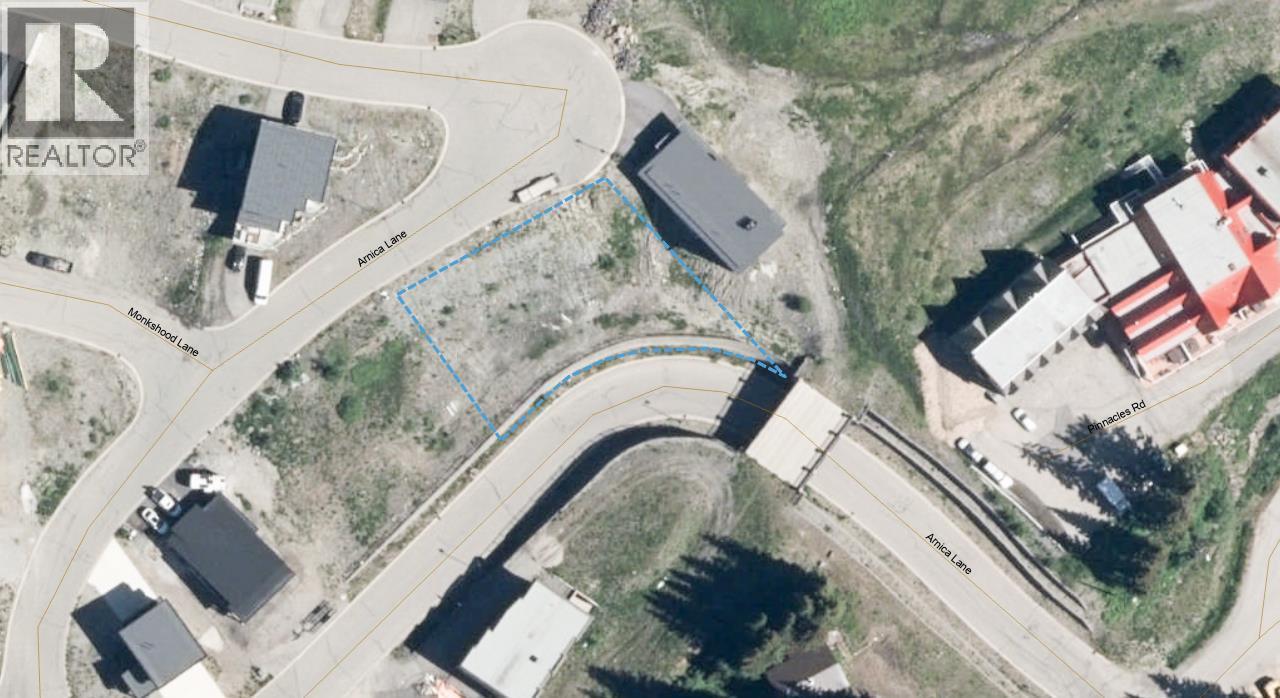 440 & 450 Arnica Lane, Silver Star, British Columbia