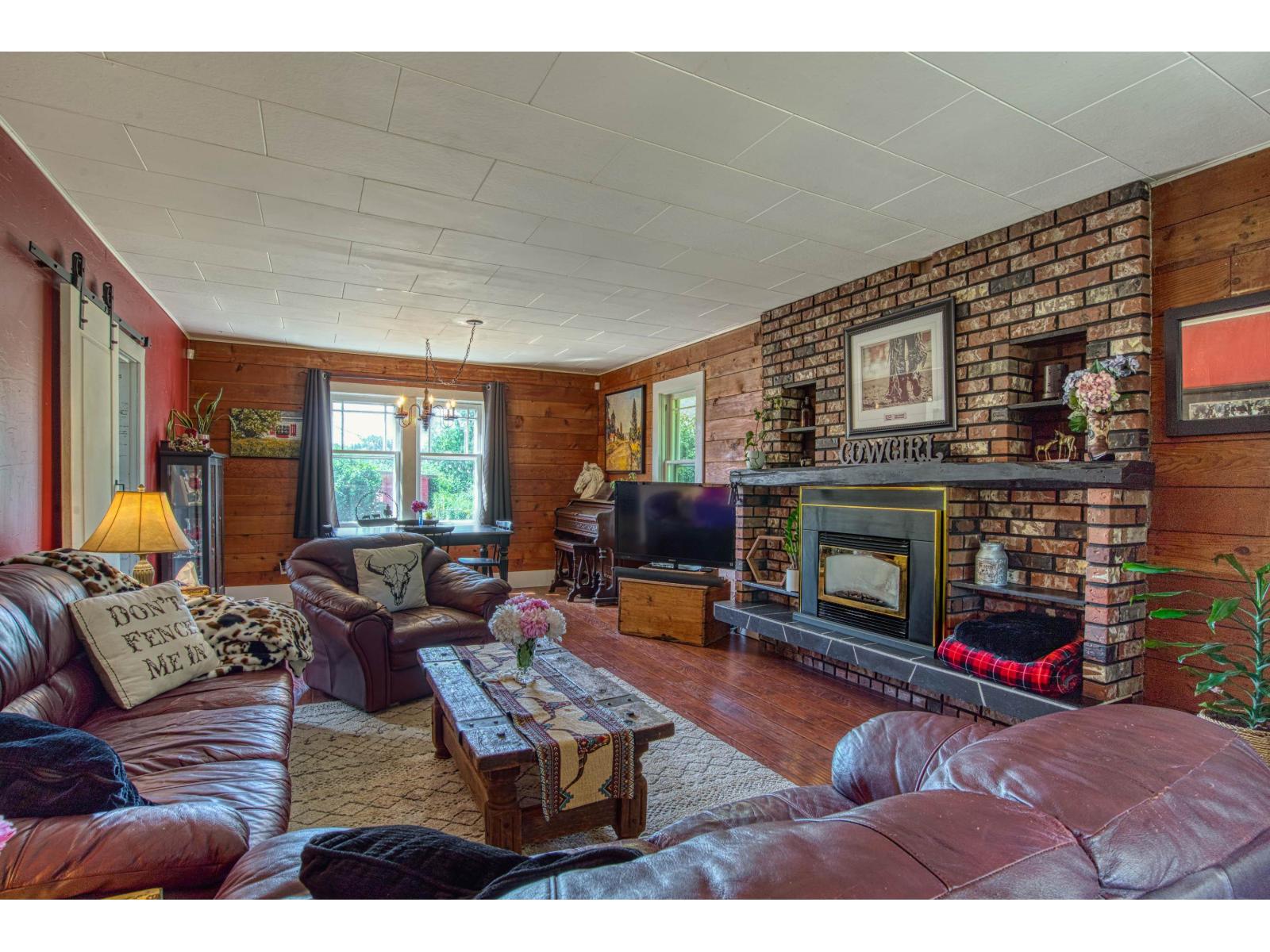 19636 8 Avenue, Langley, British Columbia  V2Z 1W1 - Photo 22 - R3137323