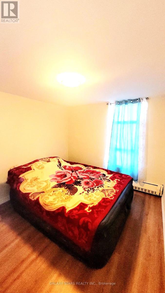 304 - 895 Kennedy Road, Toronto, Ontario  M1K 2E9 - Photo 2 - E13468558