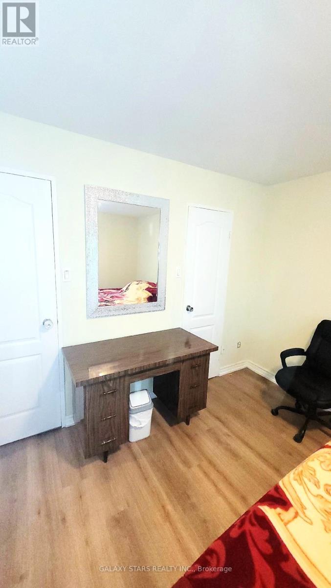 304 - 895 Kennedy Road, Toronto, Ontario  M1K 2E9 - Photo 5 - E13468558