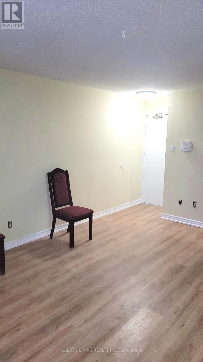 304 - 895 Kennedy Road, Toronto, Ontario  M1K 2E9 - Photo 8 - E13468558
