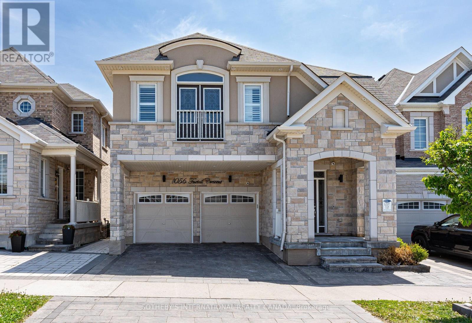 1056 FOXTAIL CRESCENT, Pickering, Ontario