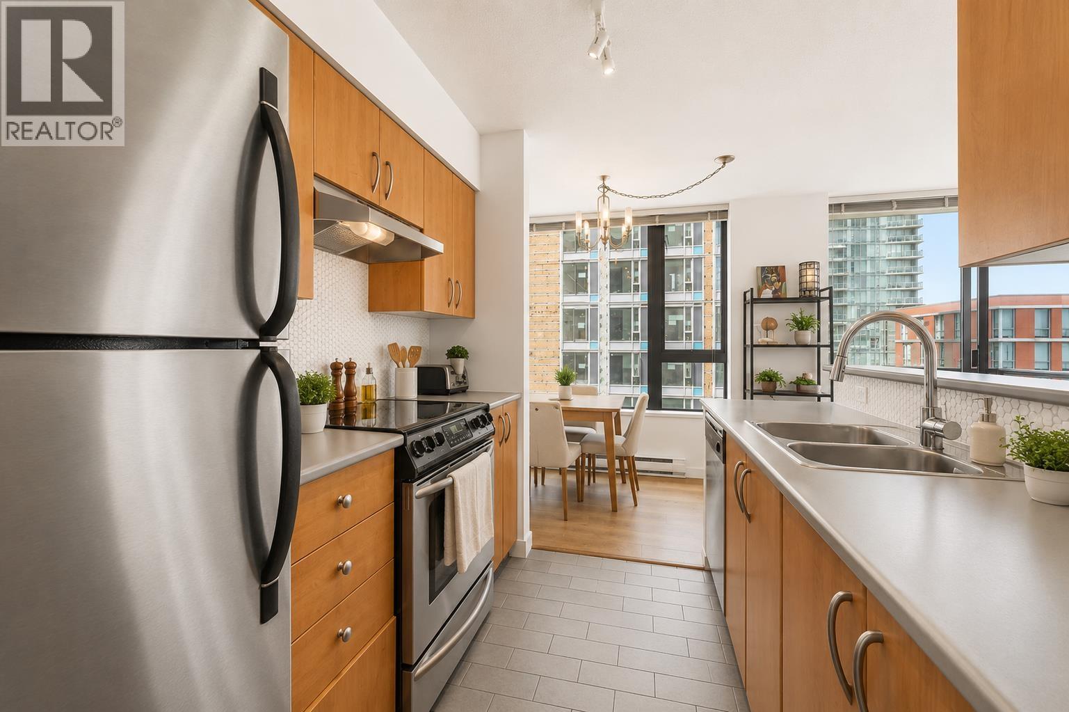 1408 1295 Richards Street, Vancouver, British Columbia  V6B 1B7 - Photo 3 - R3136985