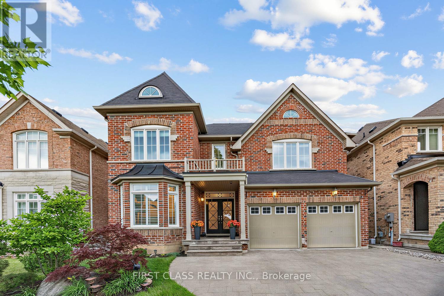 51 Gillings Street, Markham, Ontario  L6C 0G3 - Photo 2 - N13468760