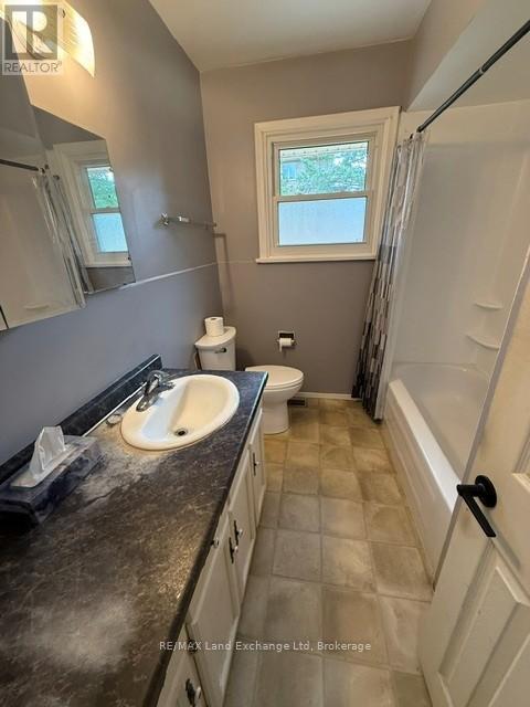 161 Catherine Street, North Huron, Ontario  N0G 2W0 - Photo 5 - X12483476