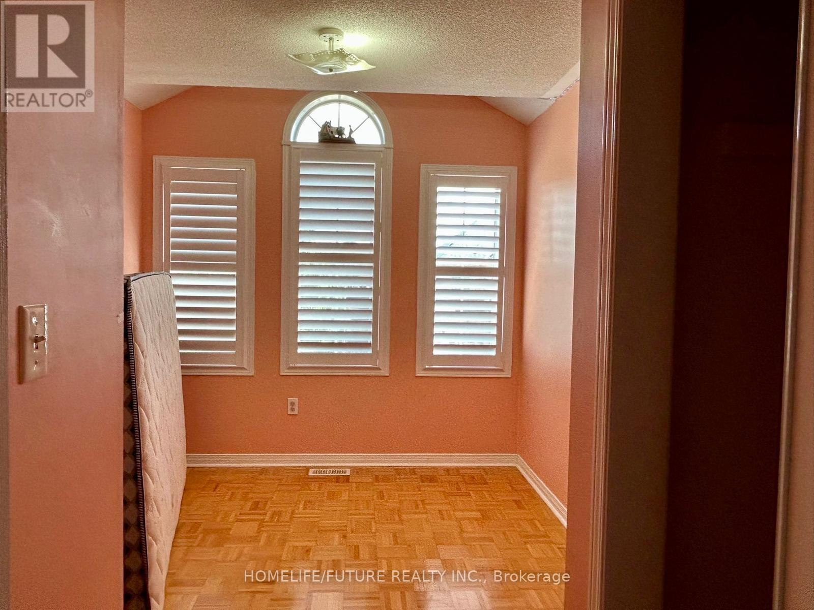 Main - 83 Jack Monkman Crescent, Markham, Ontario  L3S 0A4 - Photo 4 - N13461732