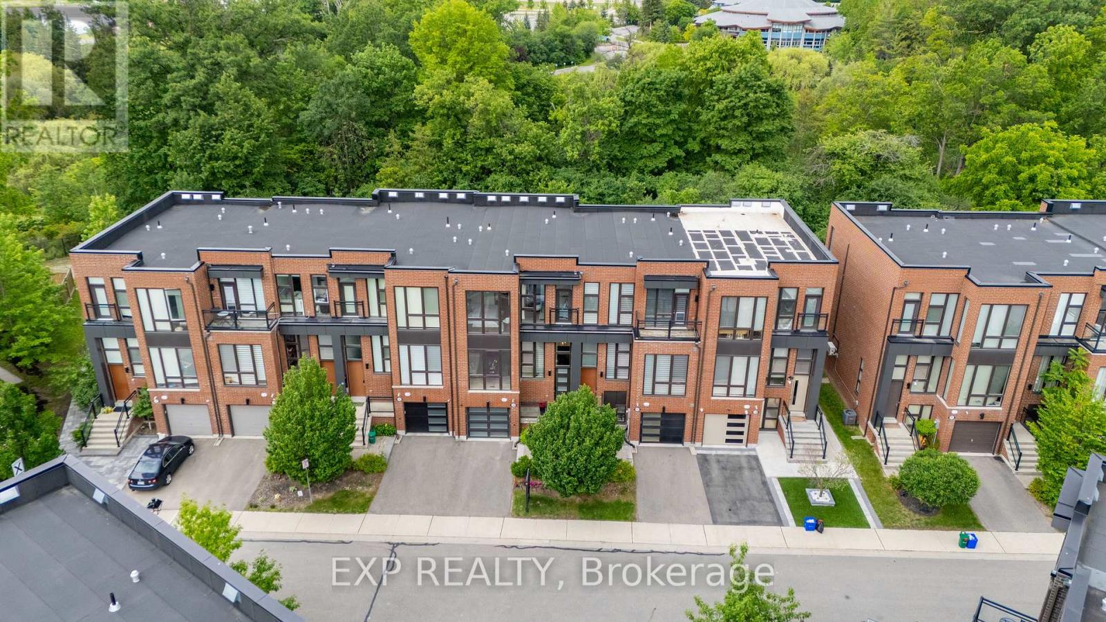 20 Crestridge Drive, Vaughan, Ontario  L4J 0K1 - Photo 3 - N13466938
