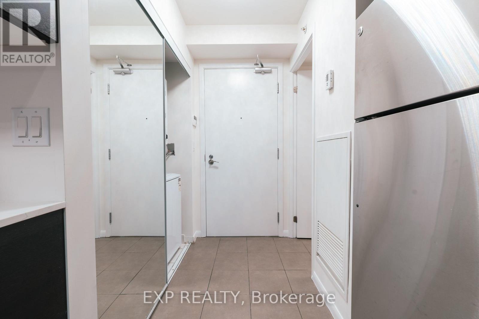 540 - 830 Lawrence Avenue W, Toronto, Ontario  M6A 0B6 - Photo 2 - W13468672