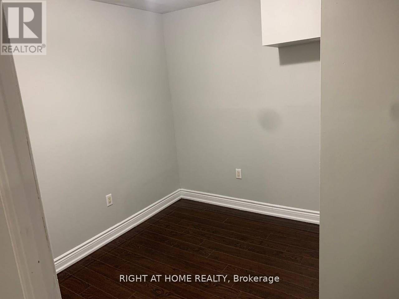 Bsmt - 63 Toba Crescent, Brampton, Ontario  L6Z 4R7 - Photo 8 - W13468706
