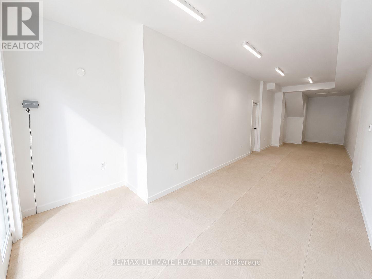 3122 Dundas Street W, Toronto, Ontario  M6P 2A1 - Photo 3 - W13468748