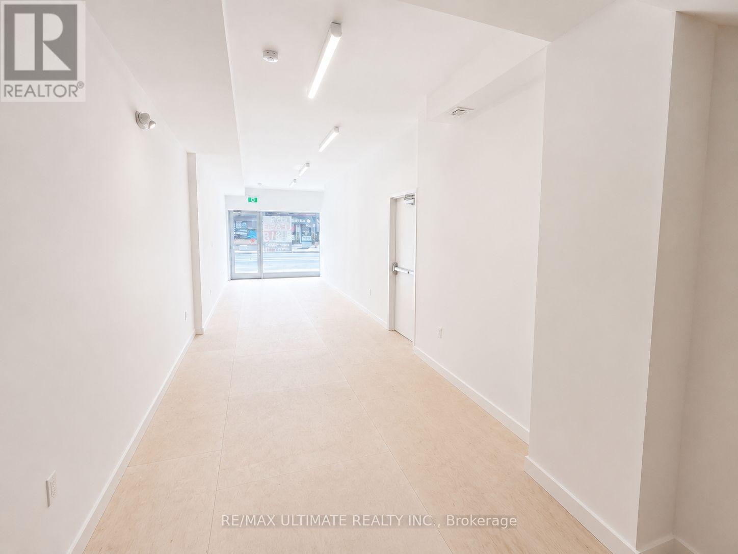 3122 Dundas Street W, Toronto, Ontario  M6P 2A1 - Photo 4 - W13468748