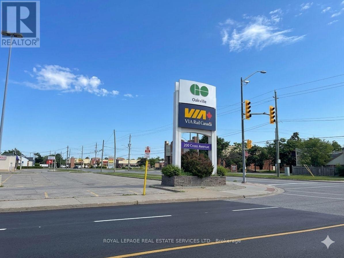 Unit #36 - 2199 Lillykin St Street, Oakville, Ontario  L6H 0X6 - Photo 16 - W13468766