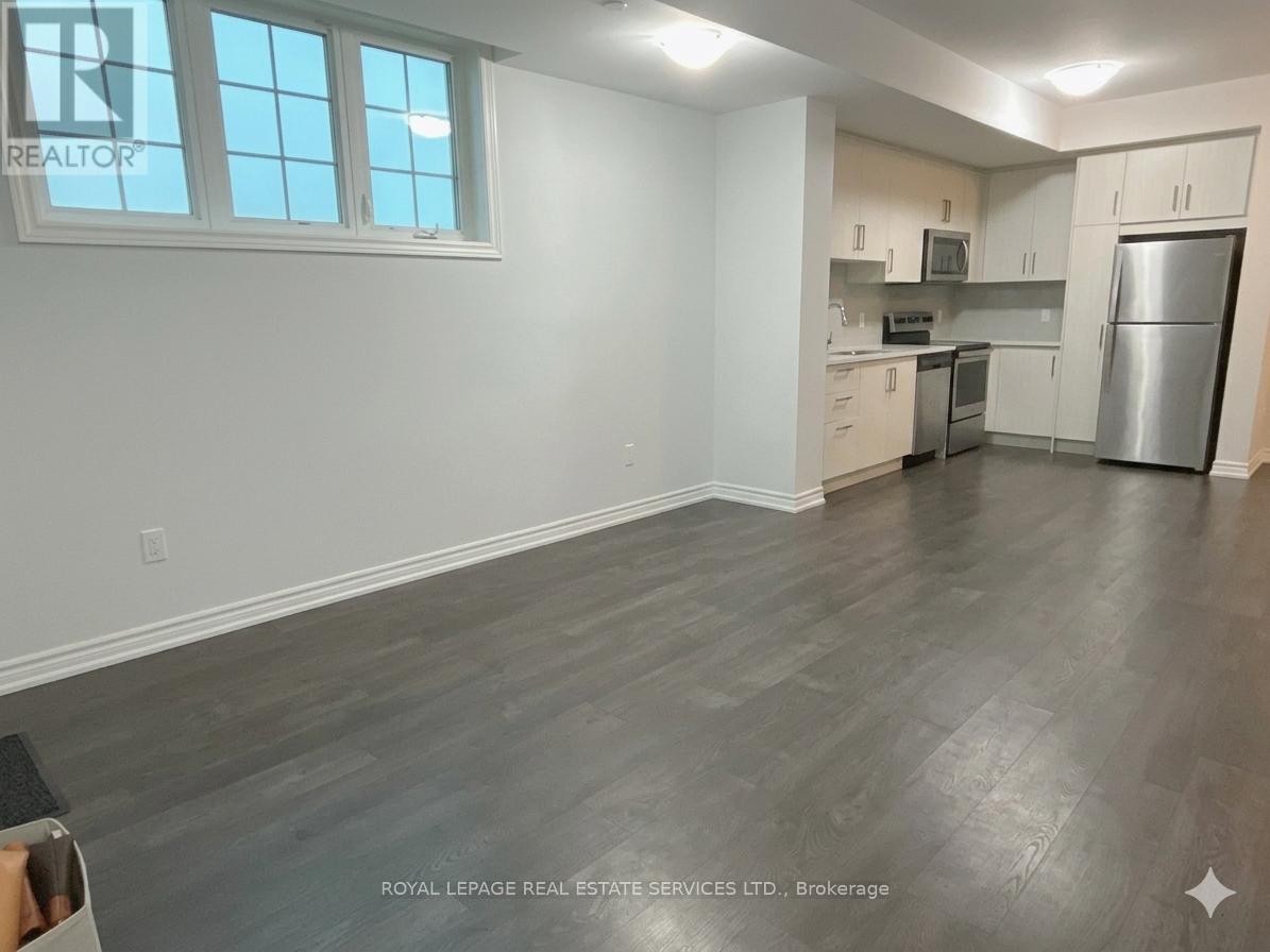 Unit #36 - 2199 Lillykin St Street, Oakville, Ontario  L6H 0X6 - Photo 3 - W13468766