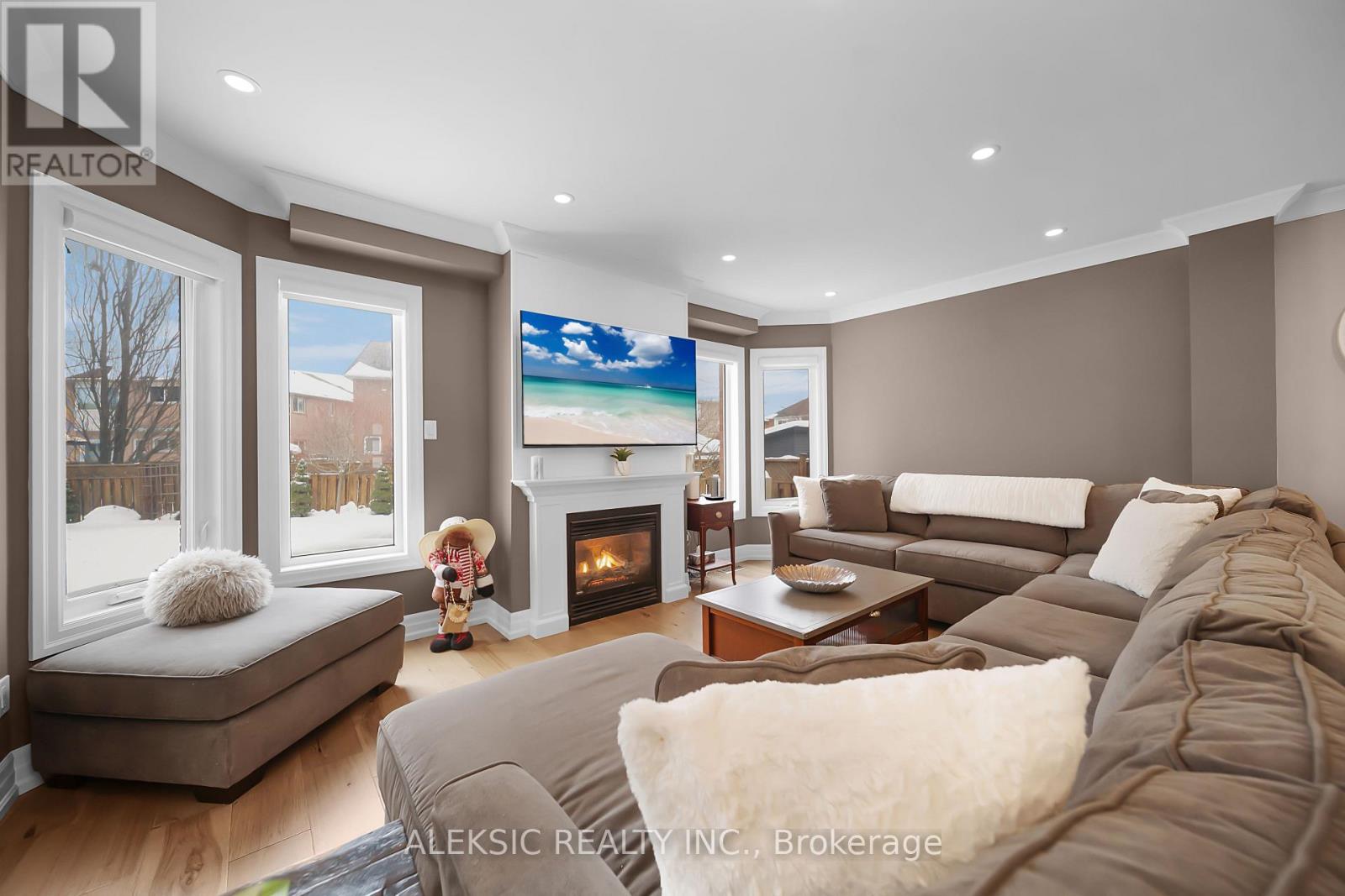33 Hillpath Crescent, Brampton, Ontario  L6Z 4T7 - Photo 7 - W13468796