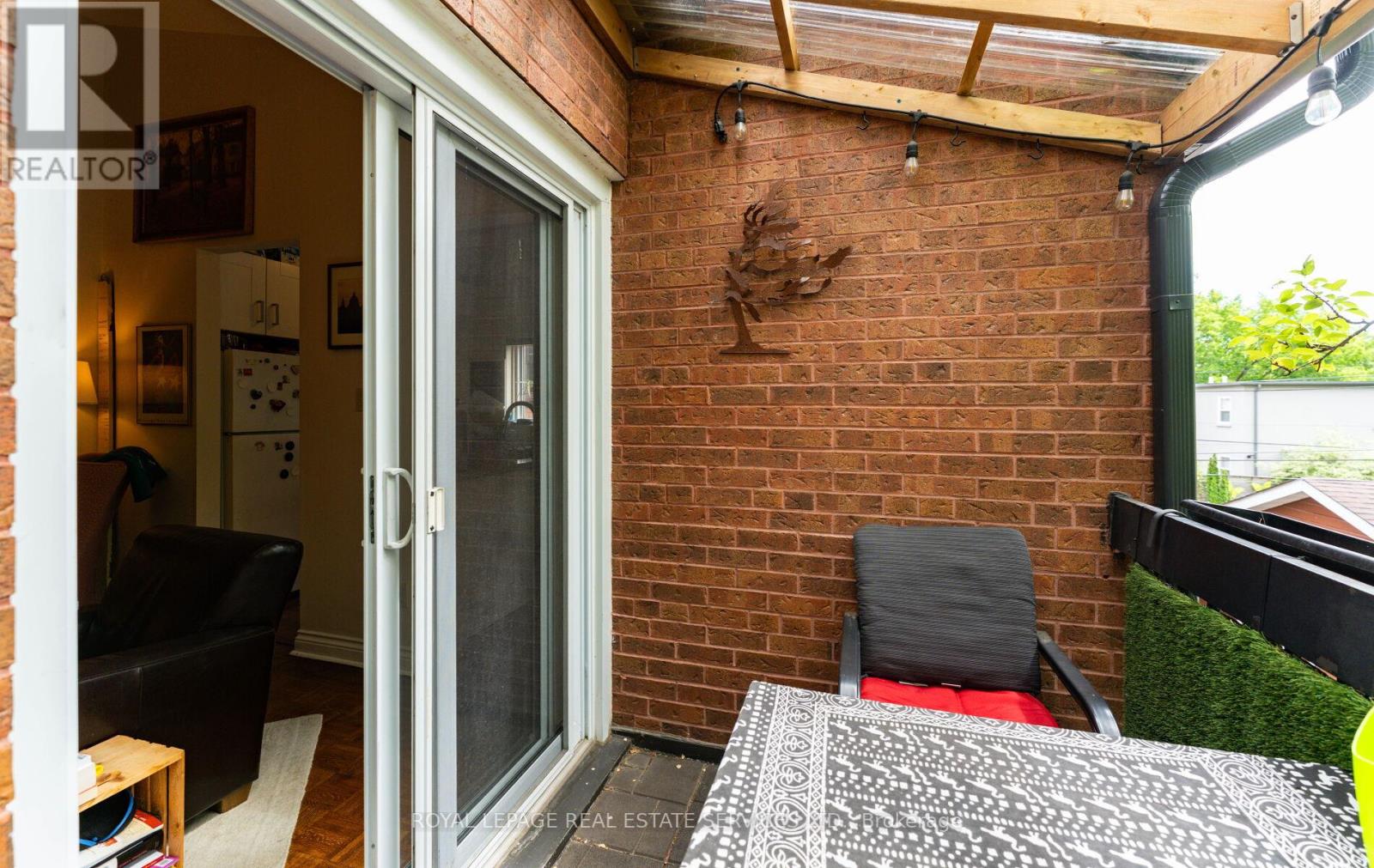 2nd Floor - 580 Indian Road, Toronto, Ontario  M6P 2C2 - Photo 10 - W13468810