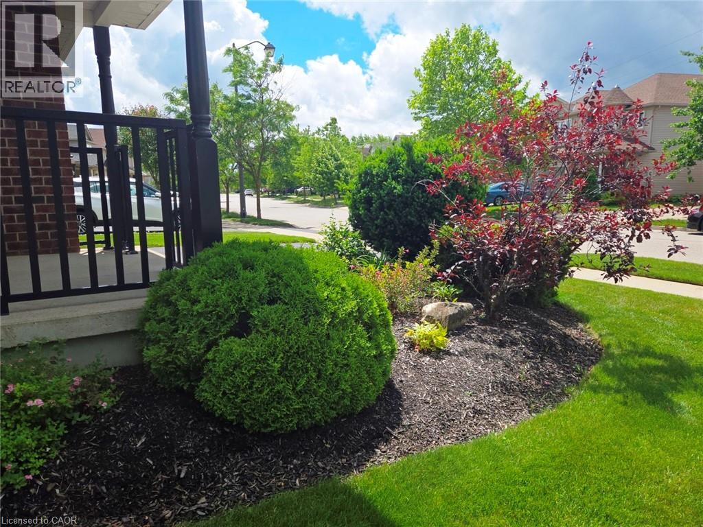 570 St Moritz Avenue, Waterloo, Ontario  N2T 2Z3 - Photo 3 - 40841361