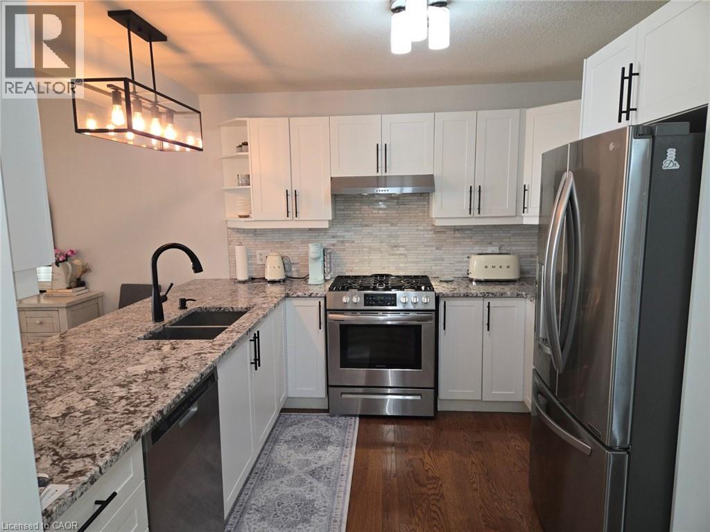 570 St Moritz Avenue, Waterloo, Ontario  N2T 2Z3 - Photo 8 - 40841361