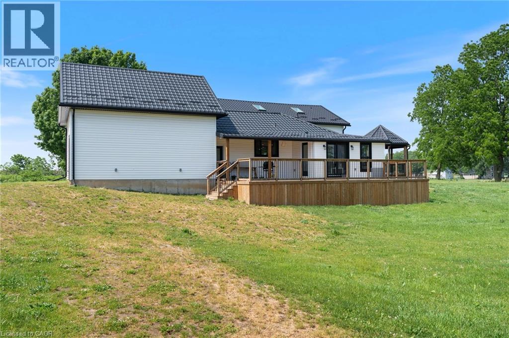 1678 Norfolk Cty Rd 21, Norfolk County, Ontario  N4B 2W4 - Photo 38 - 40838322