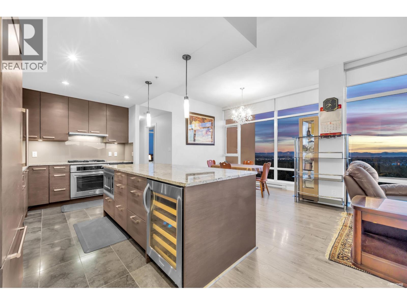 2701 6188 Wilson Avenue, Burnaby, British Columbia  V5H 0A5 - Photo 5 - R3136976