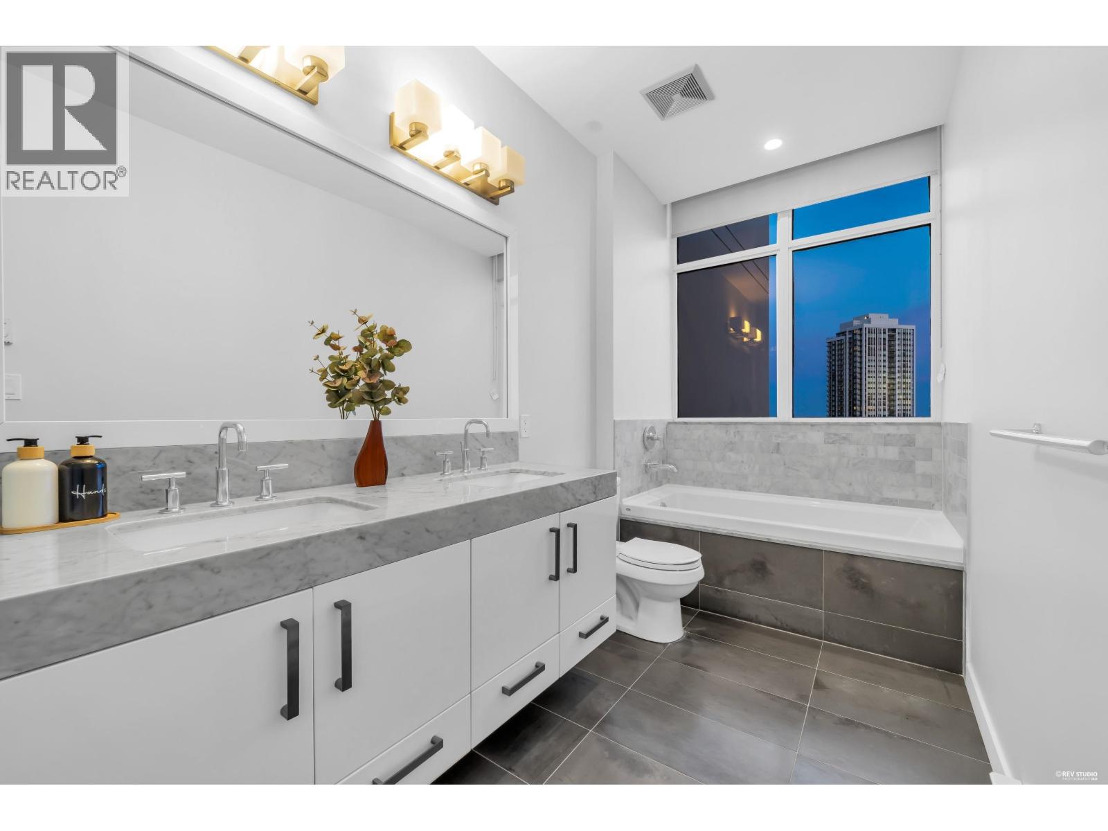 2701 6188 Wilson Avenue, Burnaby, British Columbia  V5H 0A5 - Photo 25 - R3136976