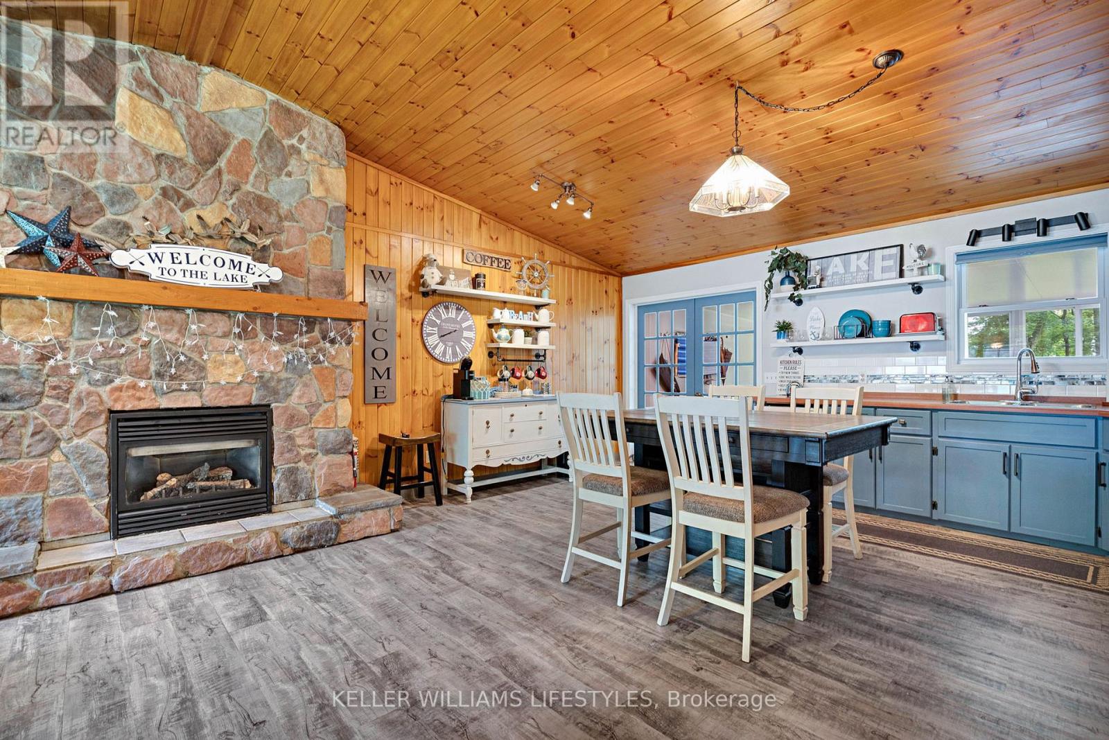 6238 London Road, Lambton Shores, Ontario  N0N 1J0 - Photo 14 - X13468842