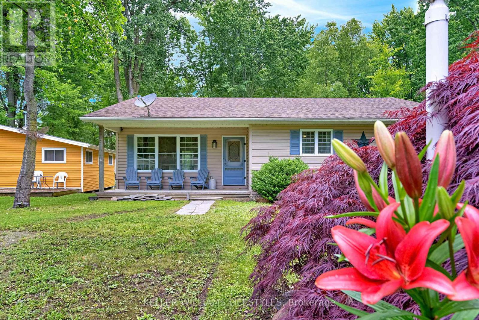 6238 London Road, Lambton Shores, Ontario  N0N 1J0 - Photo 3 - X13468842