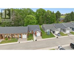 32 CARDINAL MINDSZENTY BOULEVARD, Hamilton, Ontario