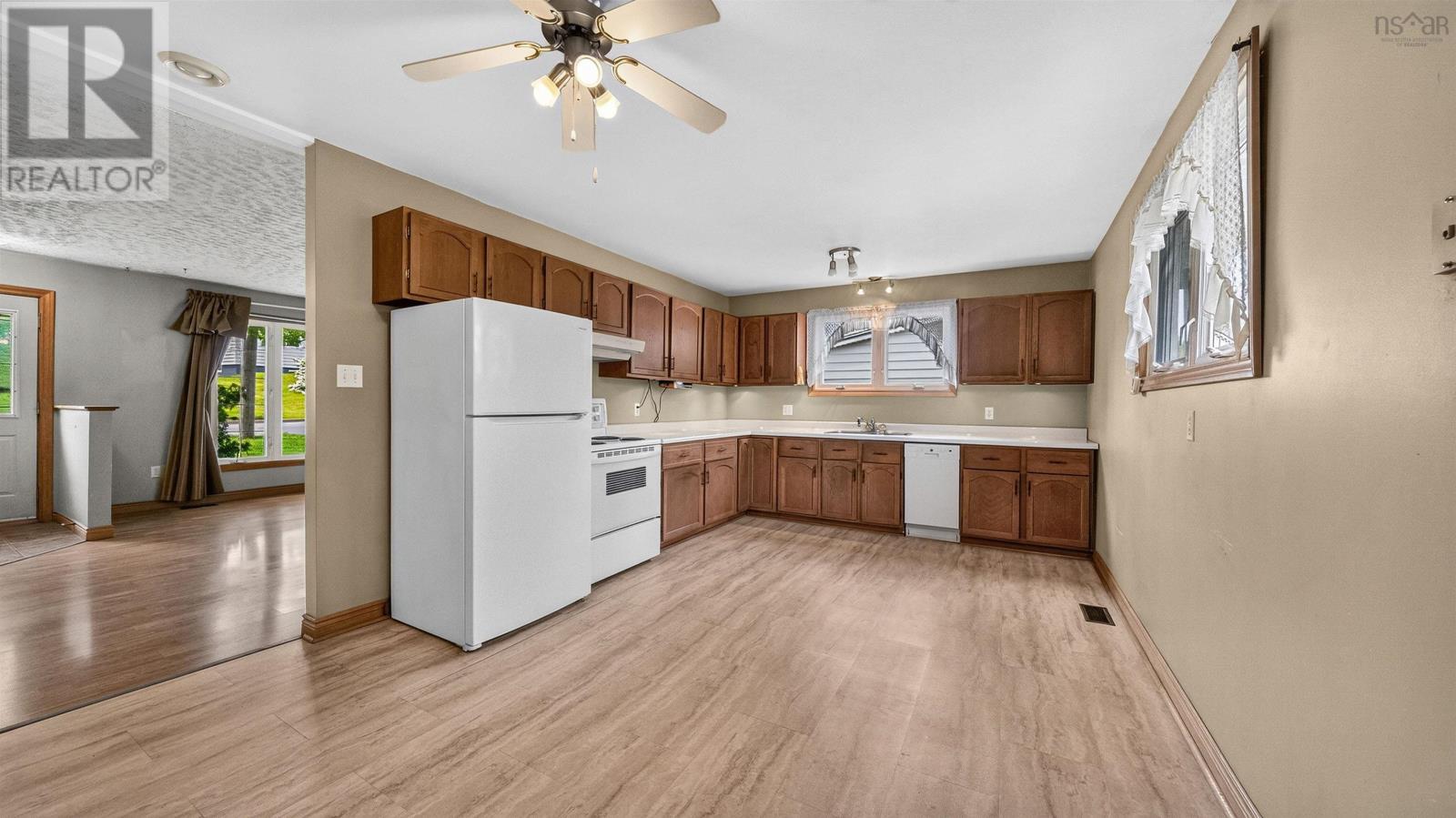 156 Alder Crescent, Lower Sackville, Nova Scotia  B4C 1A3 - Photo 10 - 202615061