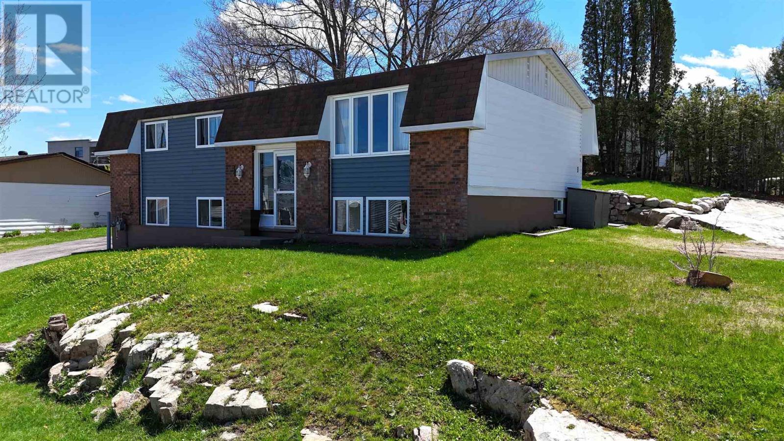 1 Gillanders Rd, Elliot Lake, Ontario  P5A 1W4 - Photo 28 - SM261526